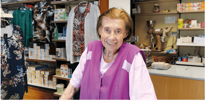 Rosa Nissl aus Fügen hält mit ihren 83 Jahren die Tradition am Leben